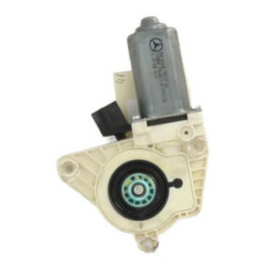 Moteur leve vitre avant droit MERCEDES CLASSE B 245 Photo n°1
