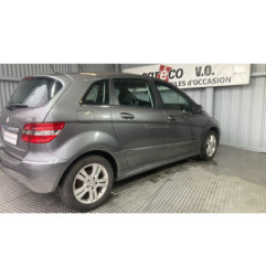 Malle/Hayon arriere MERCEDES CLASSE B 245 Photo n°8