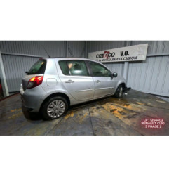 Feu arriere stop central RENAULT CLIO 3 Photo n°11