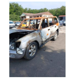 Pont (propulsion) TOYOTA LAND CRUISER 4 STATION WAGON J100 Photo n°3