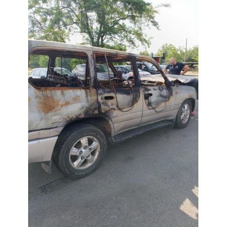 Pont avant complet TOYOTA LAND CRUISER 4 STATION WAGON J100 Photo n°1