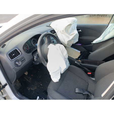 Renfort pare choc arriere (traverse) VOLKSWAGEN POLO 5 Photo n°1