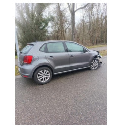 Pare boue avant gauche VOLKSWAGEN POLO 5 Photo n°5