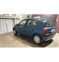 Aile avant gauche RENAULT CLIO 2 Photo n°6