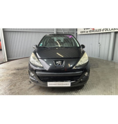 Attache ceinture arriere gauche PEUGEOT 207 Photo n°6