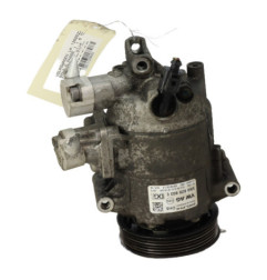 Compresseur clim VOLKSWAGEN POLO 5 Photo n°1