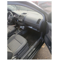 Moyeu avant droit VOLKSWAGEN POLO 4 Photo n°3