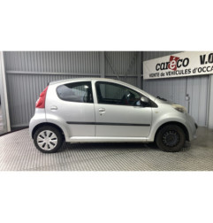 Moteur PEUGEOT 107 Photo n°8