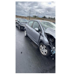 Pare choc arriere PEUGEOT 208 1