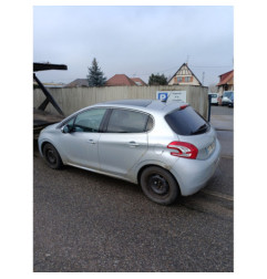 Moyeu avant gauche PEUGEOT 208 1 Photo n°5