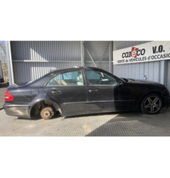 Volant MERCEDES CLASSE E 211 Photo n°4