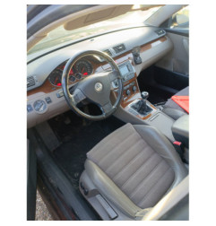 Vitre avant gauche VOLKSWAGEN PASSAT 5 Photo n°3