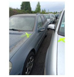 Pompe de direction MERCEDES CLASSE C 203 Photo n°3