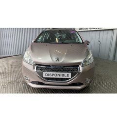 Attache ceinture avant gauche PEUGEOT 208 1 Photo n°1