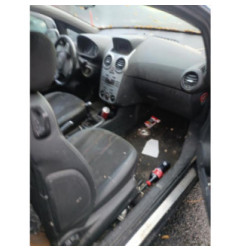 Face avant OPEL CORSA D Photo n°3