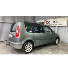 Verin de coffre SKODA ROOMSTER Photo n°8