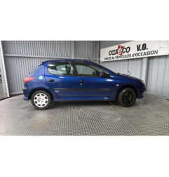 Pare boue avant droit PEUGEOT 206 Photo n°11