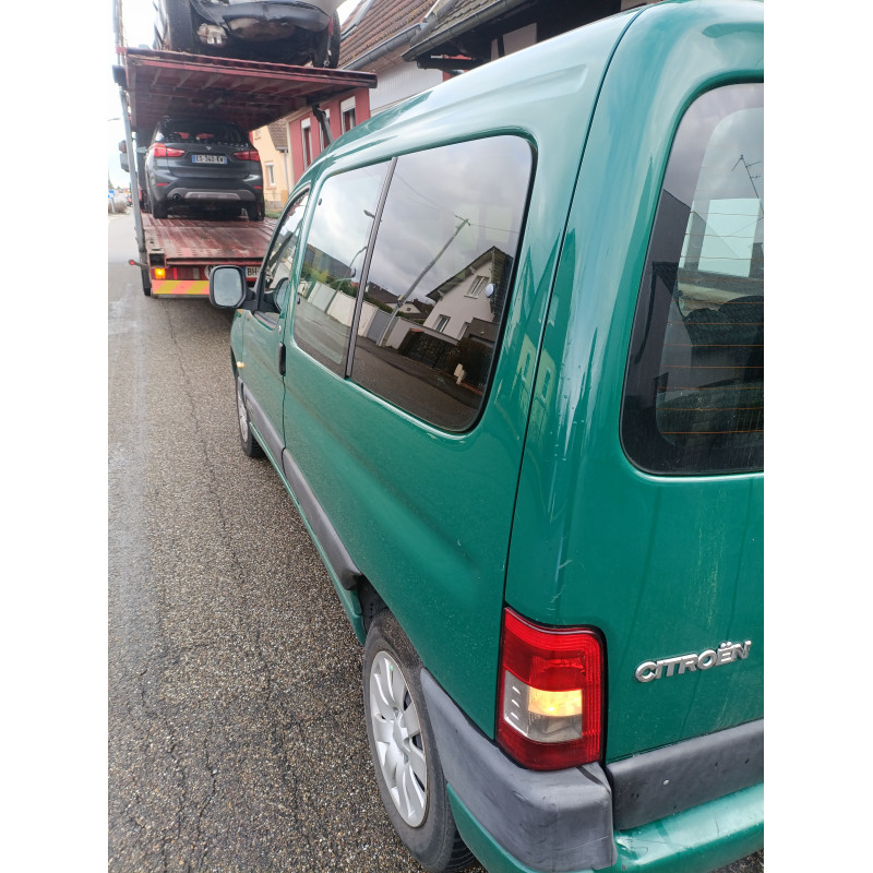 Serrure avant gauche CITROEN BERLINGO 1