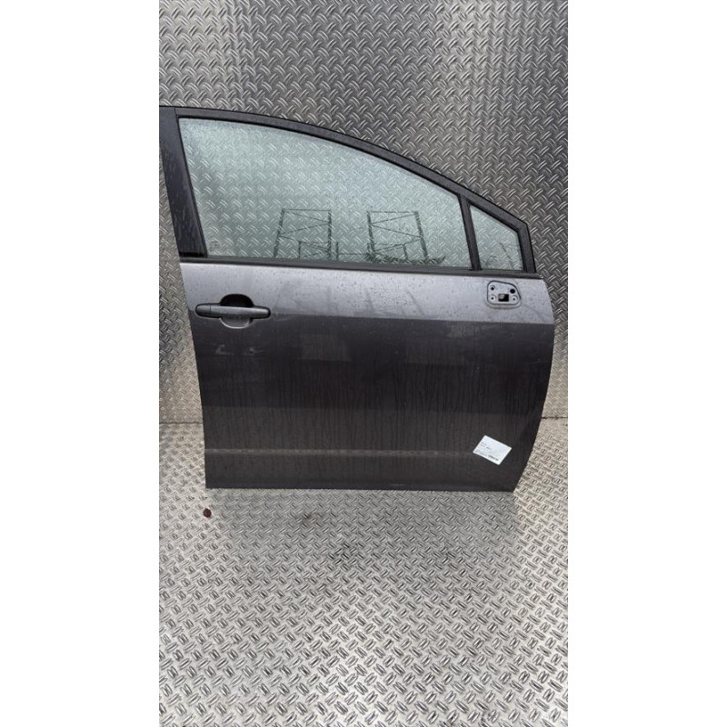 Porte avant droit TOYOTA COROLLA VERSO 2