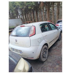 Moteur FIAT PUNTO 3 Photo n°4
