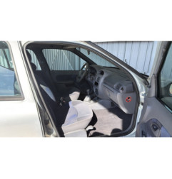 Attache ceinture arriere gauche RENAULT CLIO 2 Photo n°5