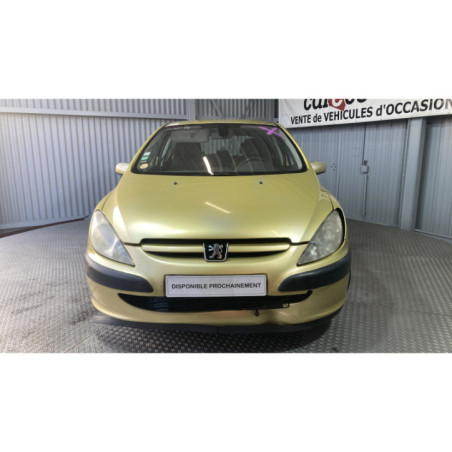 Attache ceinture arriere gauche PEUGEOT 307 Photo n°1