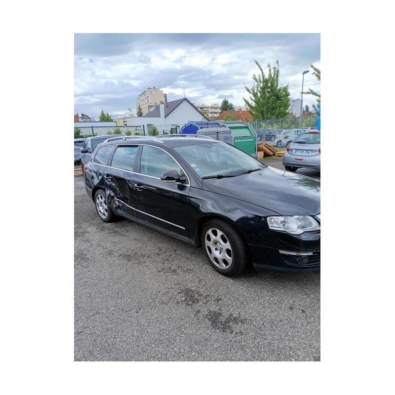 Retroviseur gauche VOLKSWAGEN PASSAT 5