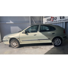 Poignee porte arriere droit RENAULT MEGANE 1 Photo n°3