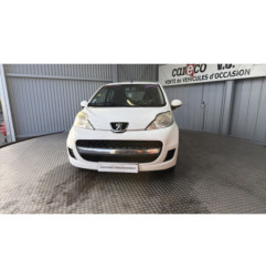 Attache ceinture arriere droit PEUGEOT 107 Photo n°6