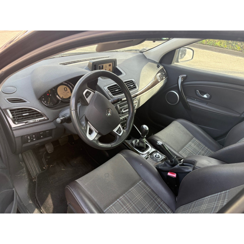 Compresseur clim RENAULT MEGANE 3