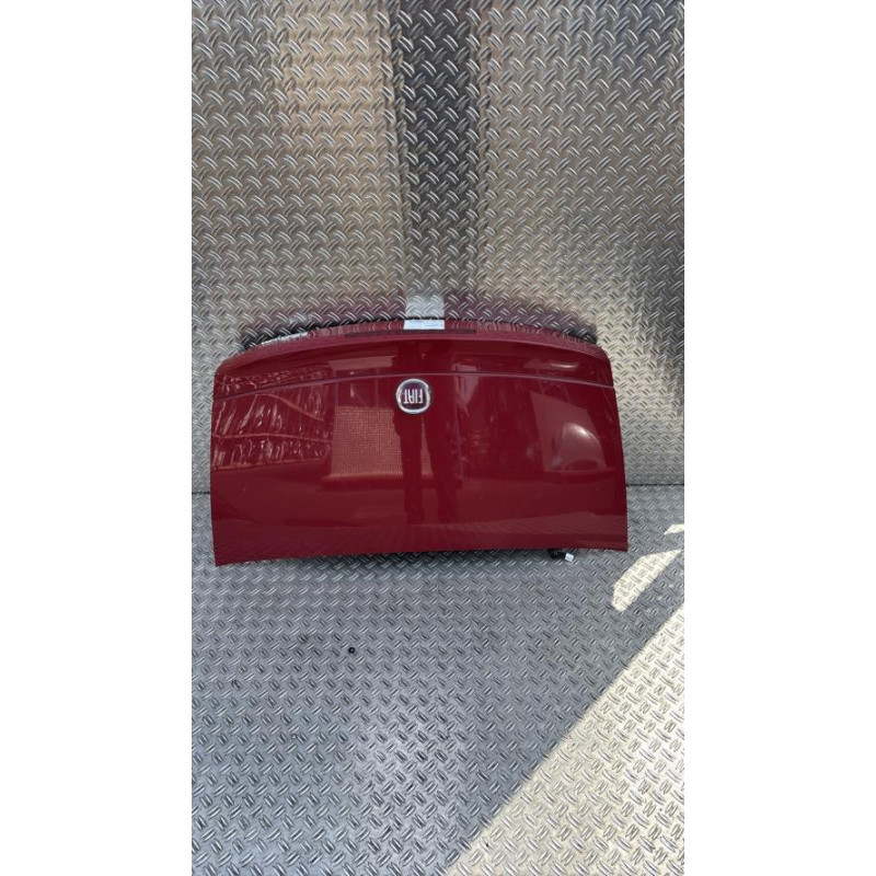 Malle/Hayon arriere FIAT 124 2 SPIDER