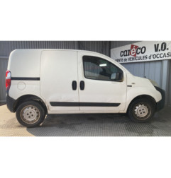 Pare boue avant gauche PEUGEOT BIPPER Photo n°3