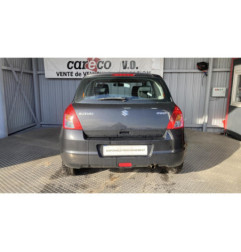 Planche de bord complete SUZUKI SWIFT 3 Photo n°1