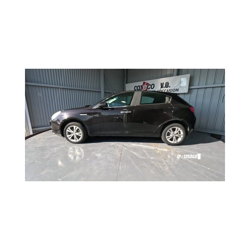 Compresseur clim ALFA ROMEO GIULIETTA 2