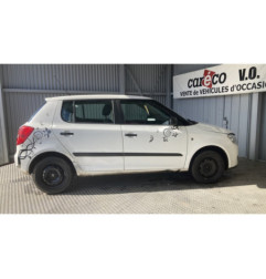 Trappe d'essence SKODA FABIA 2 Photo n°9