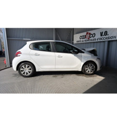 Boitier servitude moteur (BSM) PEUGEOT 208 1 Photo n°4