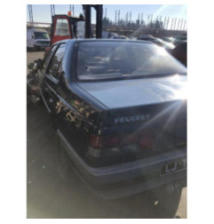 Feu arriere principal droit (feux) PEUGEOT 405 Photo n°10