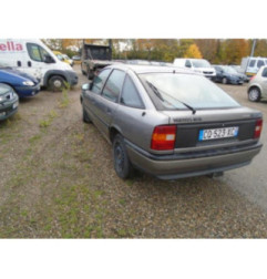 Feu arriere principal droit (feux) OPEL VECTRA A Photo n°12