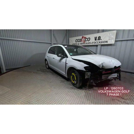 Pare boue arriere gauche VOLKSWAGEN GOLF 7