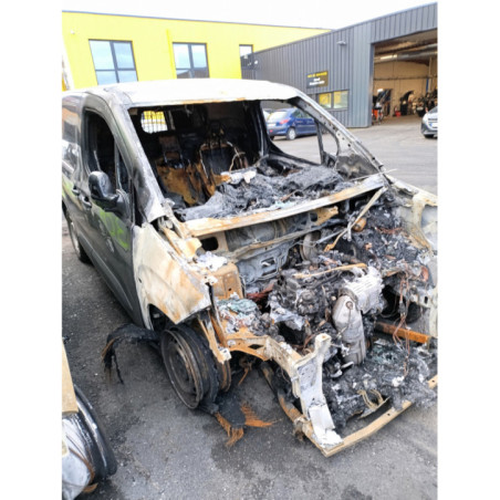 Feu arriere principal gauche (feux) CITROEN BERLINGO 3 M Photo n°1