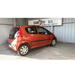 Moyeu avant gauche PEUGEOT 107 Photo n°6