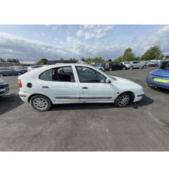 Feu arriere principal droit (feux) RENAULT MEGANE 1 Photo n°16