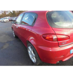 Feu arriere secondaire gauche (feux) ALFA ROMEO 147 Photo n°10