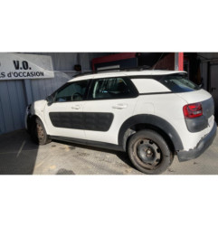 Moyeu avant gauche CITROEN C4 CACTUS Photo n°19