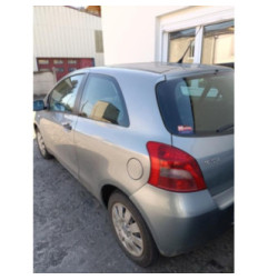 Capot TOYOTA YARIS 2 Photo n°4