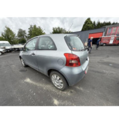 Moteur leve vitre avant gauche TOYOTA YARIS 2 Photo n°17