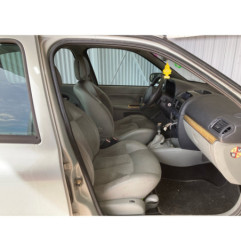 Pare boue arriere droit RENAULT CLIO 2 Photo n°5