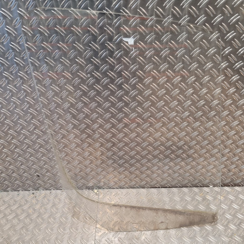 Vitre avant droit MERCEDES SPRINTER 2