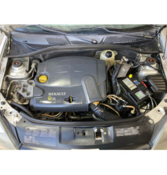 Moyeu avant gauche RENAULT CLIO 2 Photo n°9