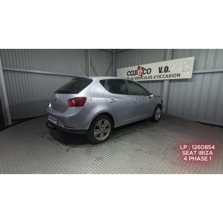 Attache ceinture avant gauche SEAT IBIZA 4